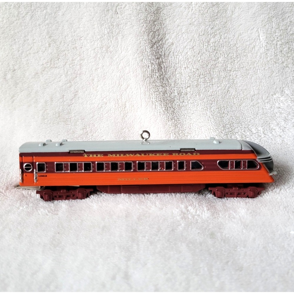 Hallmark Lionel Train Hiawatha Observation Car Ornament Keepsake Christmas
